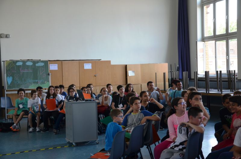in der Aula 2